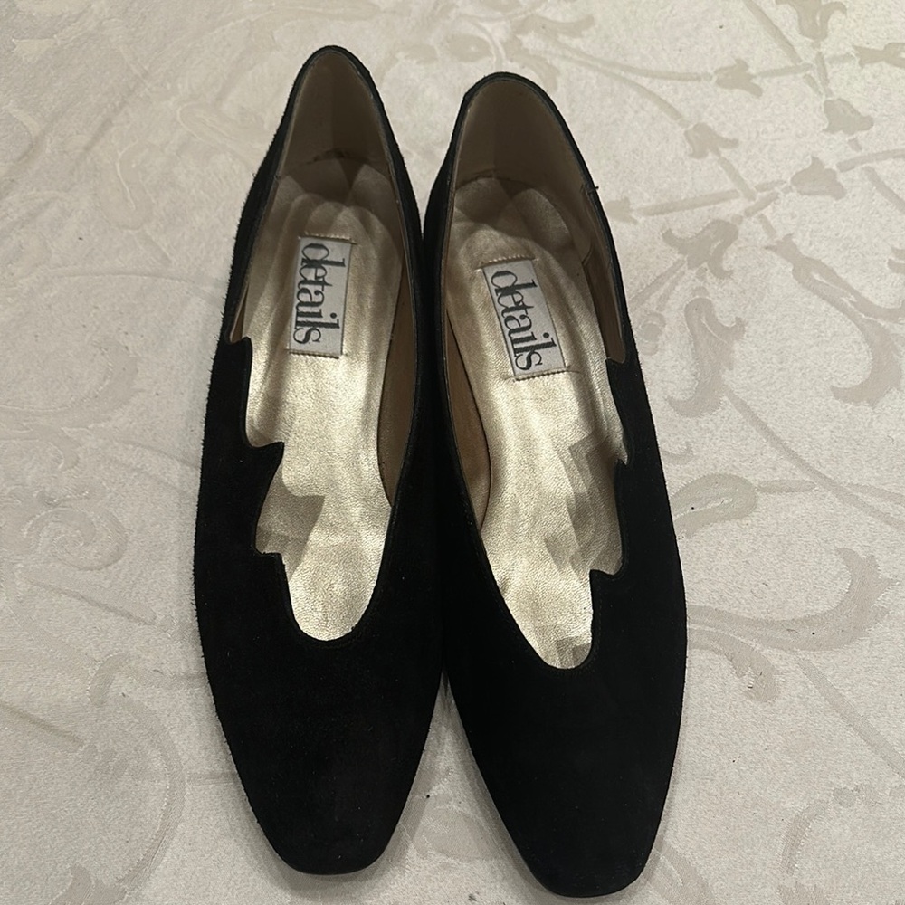 Vintage details Black Suede Women's Shoes